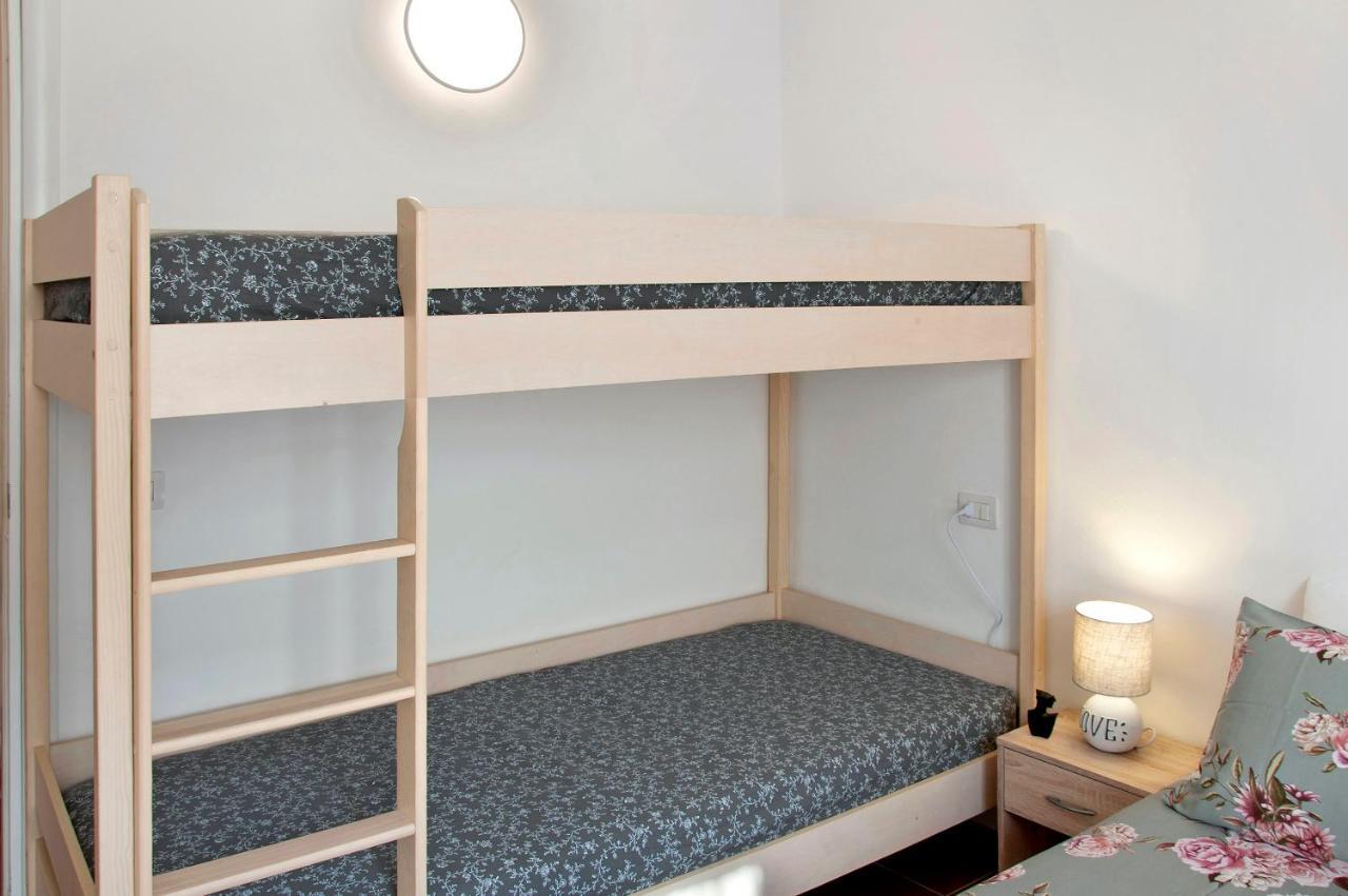 Casa Sole Apartment Novate Mezzola Bagian luar foto