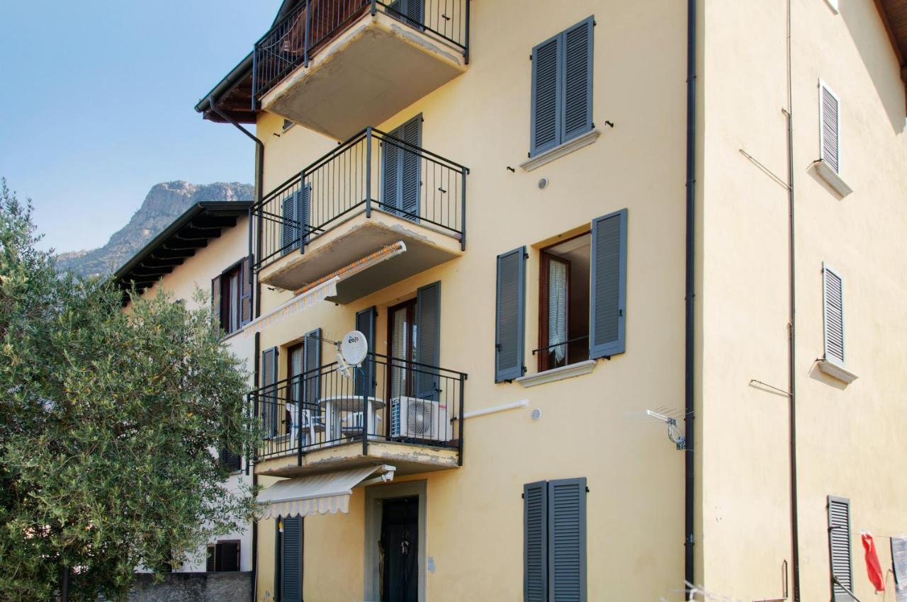 Casa Sole Apartment Novate Mezzola Bagian luar foto