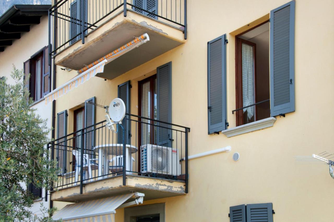 Casa Sole Apartment Novate Mezzola Bagian luar foto