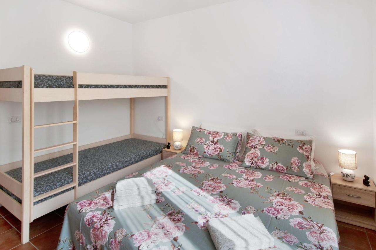 Casa Sole Apartment Novate Mezzola Bagian luar foto