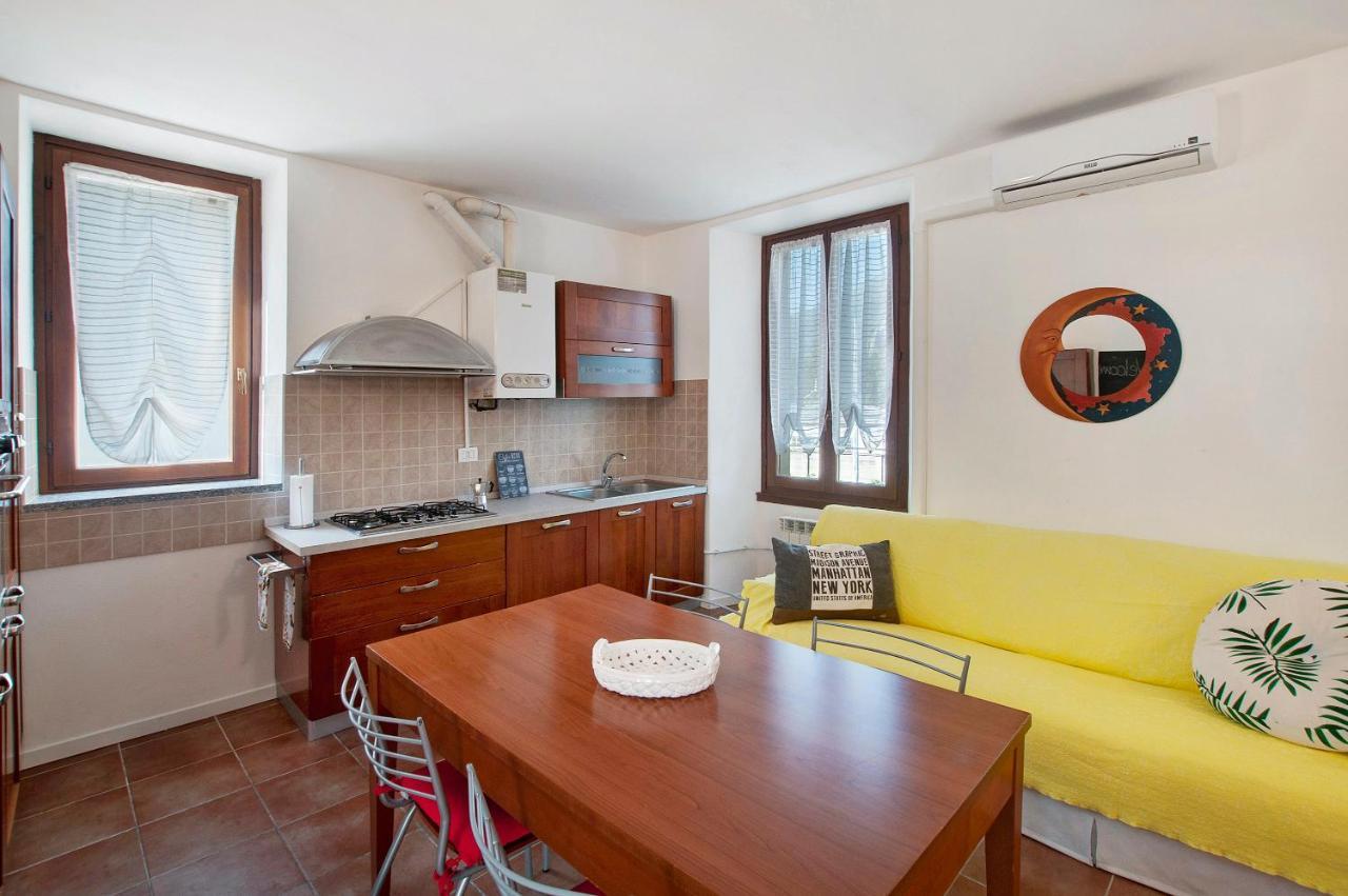 Casa Sole Apartment Novate Mezzola Bagian luar foto
